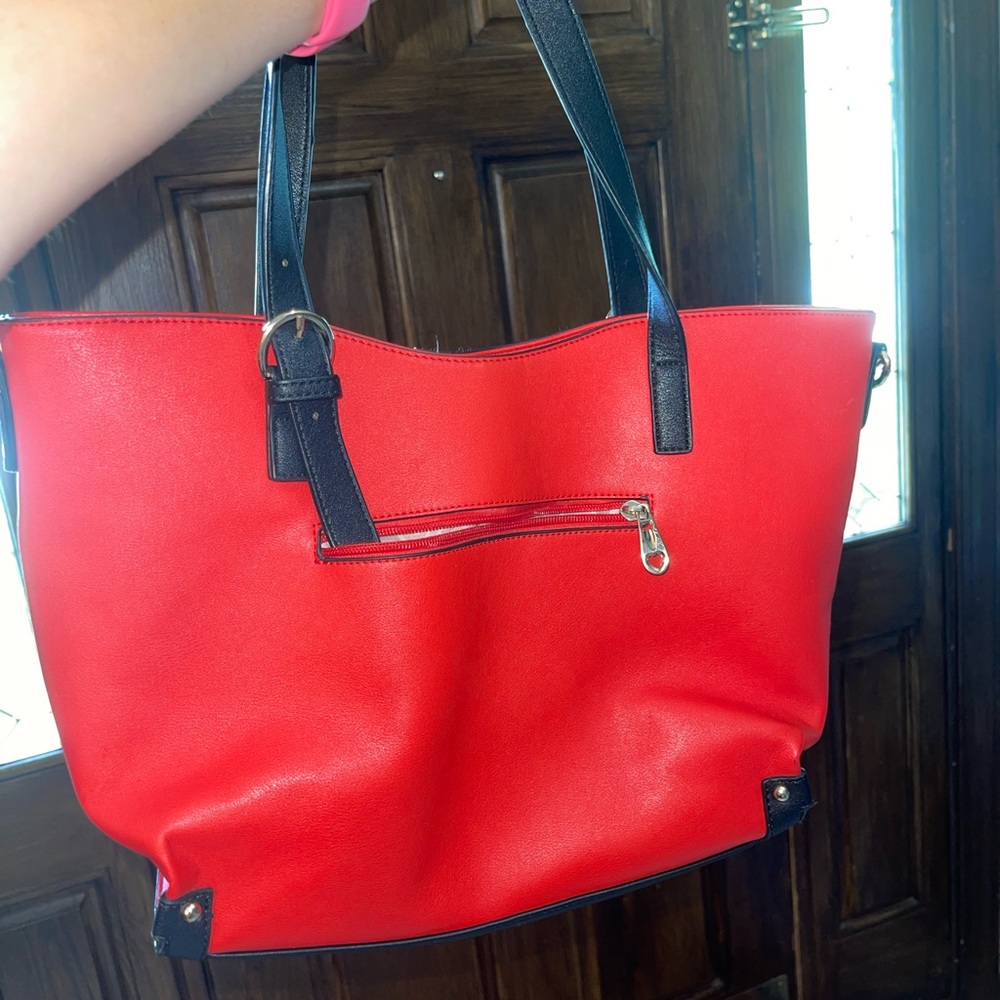 Purse - Picture 2 of 5